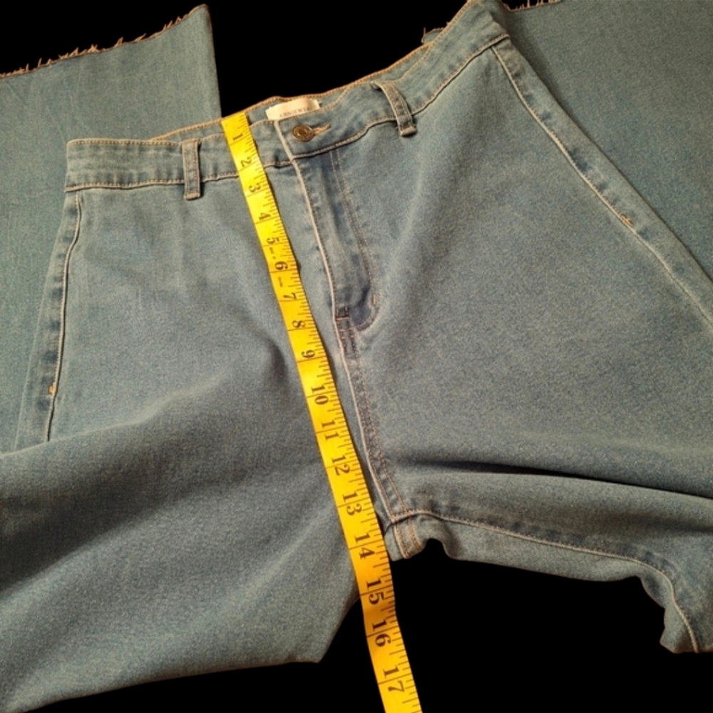 Annie Wear High Rise Wide Leg Stretchy Cropped Denim Blue Jeans Women Size Large - Picture 13 of 16